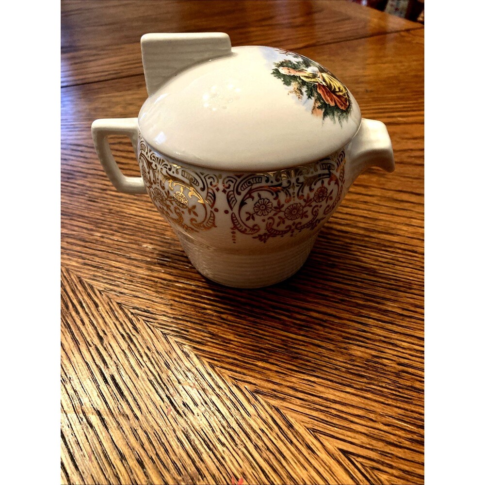 Vintage Teapot Colonial Motif Individual Lidded Ceramic Rare 4.5 Inches Ivory